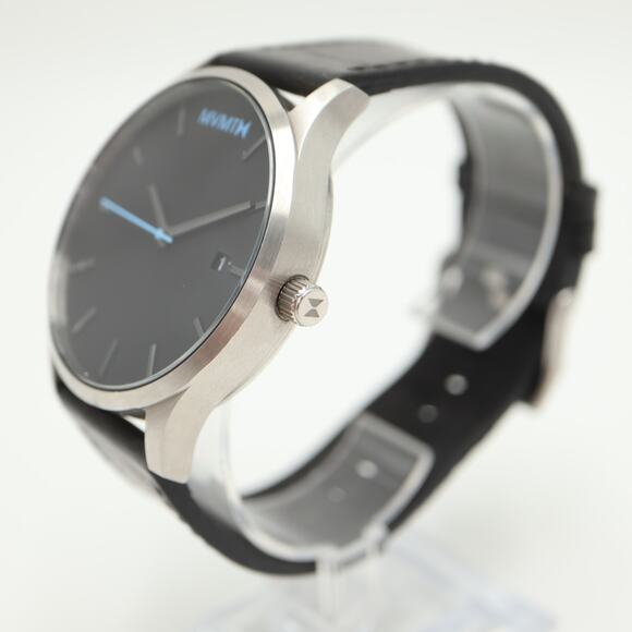 MVMT Classic Mens Dress Watch 45mm Date Dial Black Leather w New Battery - Picture 9 of 14